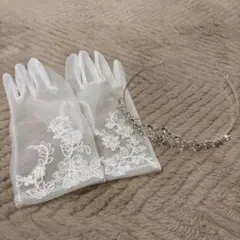 新婦　グローブ　ティアラ