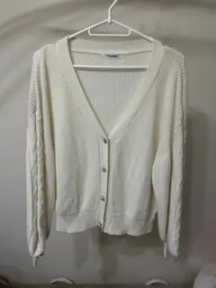 Khalita アイボリー ニットカーディガン