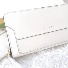 【新品】マルニ MARNI 長財布 ラウンドファスナー長財布 白のサムネイル
