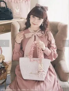 メゾンドフルール マロンクリーム フリル トートバッグ 青木美沙子 サンリオのサムネイル