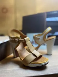 チエミハラ25cmCHIE MIHARAパンプスサンダル38 24.5cmのサムネイル