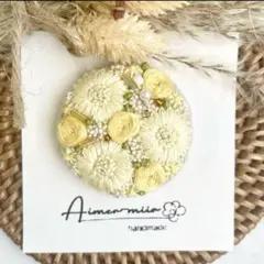 刺繍ブローチorヘアゴム✳︎フラワーボックスyellow
