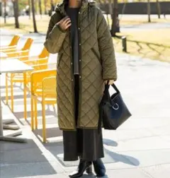 【試着のみ】ビームス　軽量キルティングロングコート　タグ付き　オリーブ　Ｓ