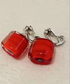 ♡赤いキューブ型(四角)ヴェネチアンガラス　イヤリング♡