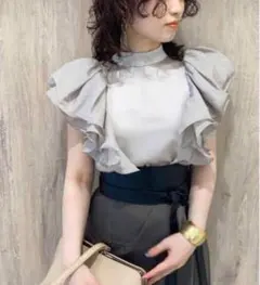 限定値下げ！フレイアイディFRAY I.D　ラッフルスリーブブラウス後ろボタン