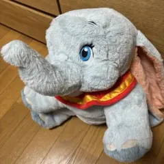 ディズニー　ダンボぬいぐるみ