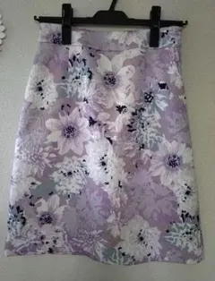 プロポーション　花柄タイトスカート