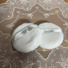 新品　THREE パフ　2個セットのサムネイル