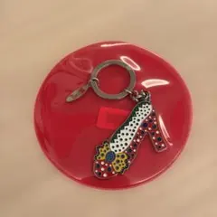 草間彌生 キーリング ハイヒール - メルカリ