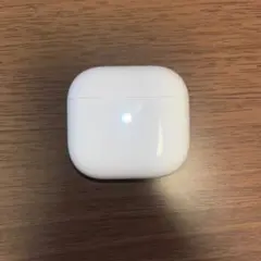 Apple AirPods 4のサムネイル