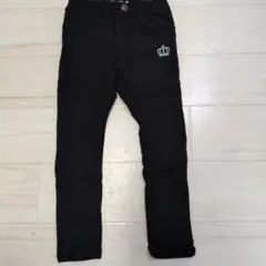 黒のストレッチパンツ 王冠刺繍