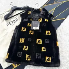 vintage FENDI ズッカ総柄ベスト　美品　イタリア製　大きめ メルカリ