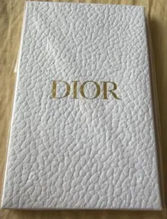 Dior ディオール ミラー　プラチナ会員 シーズナルギフト フォンアクセサリーのサムネイル