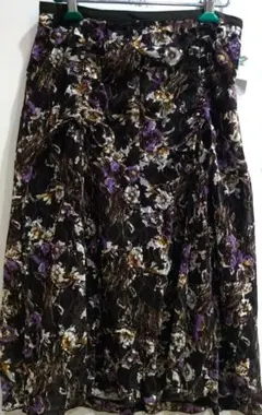 D-2 Smart pink 日本製　ワールド　フレアスカート　焦茶＆紫系　花柄