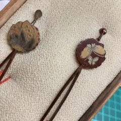 桐042602揃い物 アンティーク　金工　平打ち　彩色　揚羽蝶　かんざし