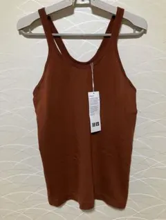 新品 ユニクロU シームレスタンクトップ L ブラウン