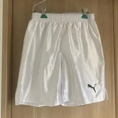 ケ　PUMA ホワイト ハーフパンツ