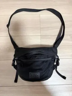 レア品 BURTON ショルダーバッグ burton-hip-pack-1.jpg