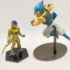 ドラゴンボール フィギュア セット ゴールデンフリーザ＋ゴジータブルー 台座付