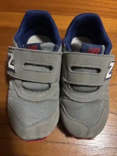 New Balance NB 574 キッズスニーカー グレー/ネイビー