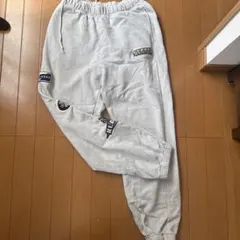 KEBOZ 花柄刺繍 スウェットパンツ グレー - メルカリ