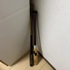 最終値下げいたしました‼️木製バット ノックバット２点セットのサムネイル