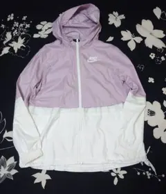 Nike ★ナイキ★フード付きジャケット ★スポーツウェア★ウインドブレーカー