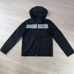 美品！！アンダーアーマーウインドブレーカー　150