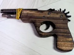 ︎★美品・海外製★木製輪ゴム鉄砲 連射式 グアムの射撃場で購入☆のサムネイル