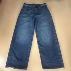 GU ストレートデニム
