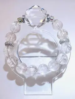 愛光堂✨️水晶ブレスレット✨️苺型etc. - メルカリ