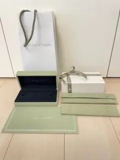 2025年最新】ヴァンクリーフ リボンの人気アイテム - メルカリ