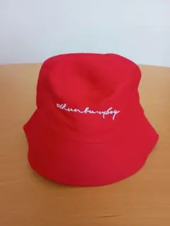 バケットハット　赤