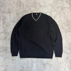 Vネック ニット セーター ブラック ライン入り オーバーサイズ ユニセックスのサムネイル