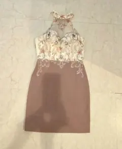 IRMA　ビーズ刺繍ハイネックタイトドレス