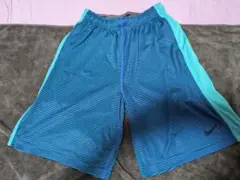 バスケットボール　半ズボン　NIKE　ナイキ　M 紺色