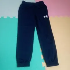 Under Armour ネイビー ジャージ 130サイズ