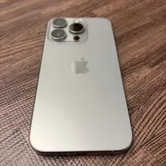 美品 iPhone15 Pro 128GB ナチュラルチタニウムSIMフリー本体
