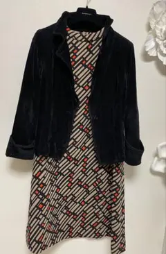 ジャケット付きアペゼラムワンピース