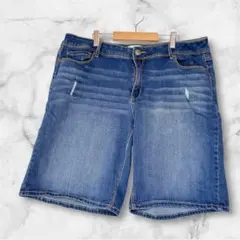 Item thumbnail for item 8cf1b4ce-7247-49b8-aeea-445f00fca04f