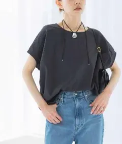 URBAN RESEARCH ROSSO Vカットドルマンスリーブプルオーバーのサムネイル