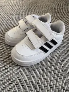 adidas スニーカー ホワイト ブラック