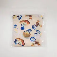 ドアラと食パン　巾着袋