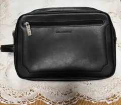 お買い得KARL LAGERFELD ボディバッグ レザー ブラック ほぼ未使用 お買い得KARL LAGERFELD ボディバッグ レザー ブラック ほぼ未使用