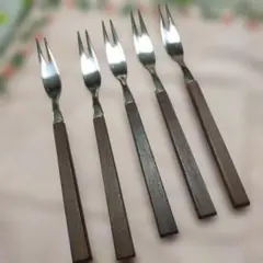 Item thumbnail for item 7c0ba6c3-456b-4e38-91bc-125265be1294