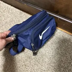 Nike ボディバッグ