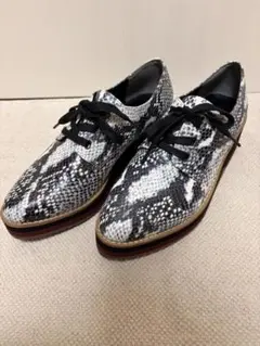 あしながおじさん レディース 厚底ラバーソール ヘビ柄 24cm 美品