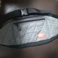 Marmot ボディバックのサムネイル
