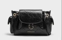 新品〉CHARLES&KEITH Duo 2wayフロントフラップバックパック - メルカリ