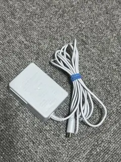 ニンテンドー3DS/2DS ACアダプター